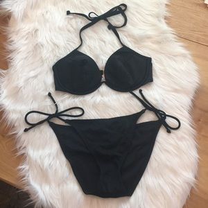 VS black string bikini